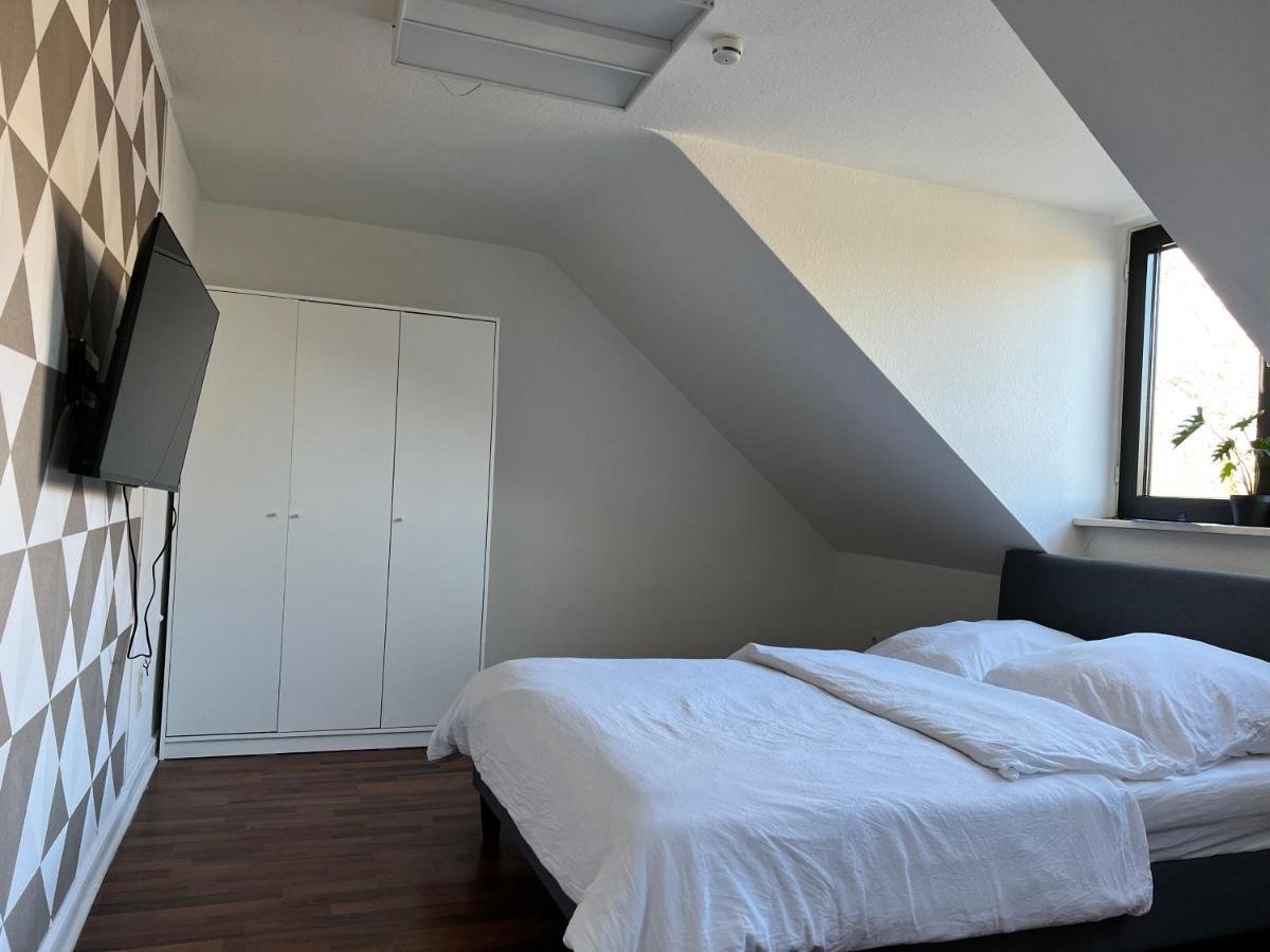 Moebliertes Wohnung Am Geroweiher Moenchengladbach Dış mekan fotoğraf